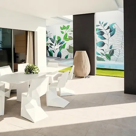 Eden Вілла Адехе